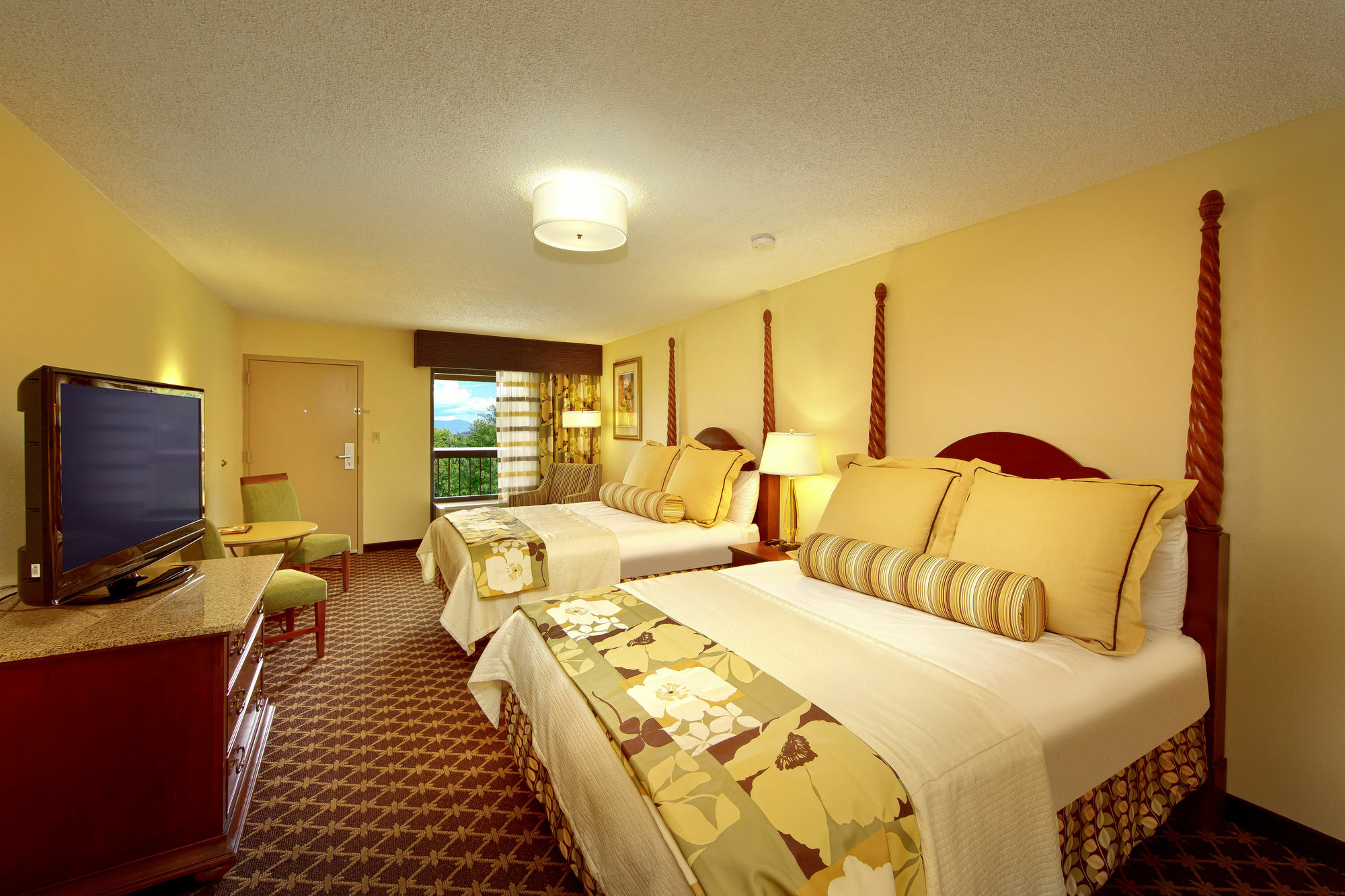 Quality Near The Island Inn 3*