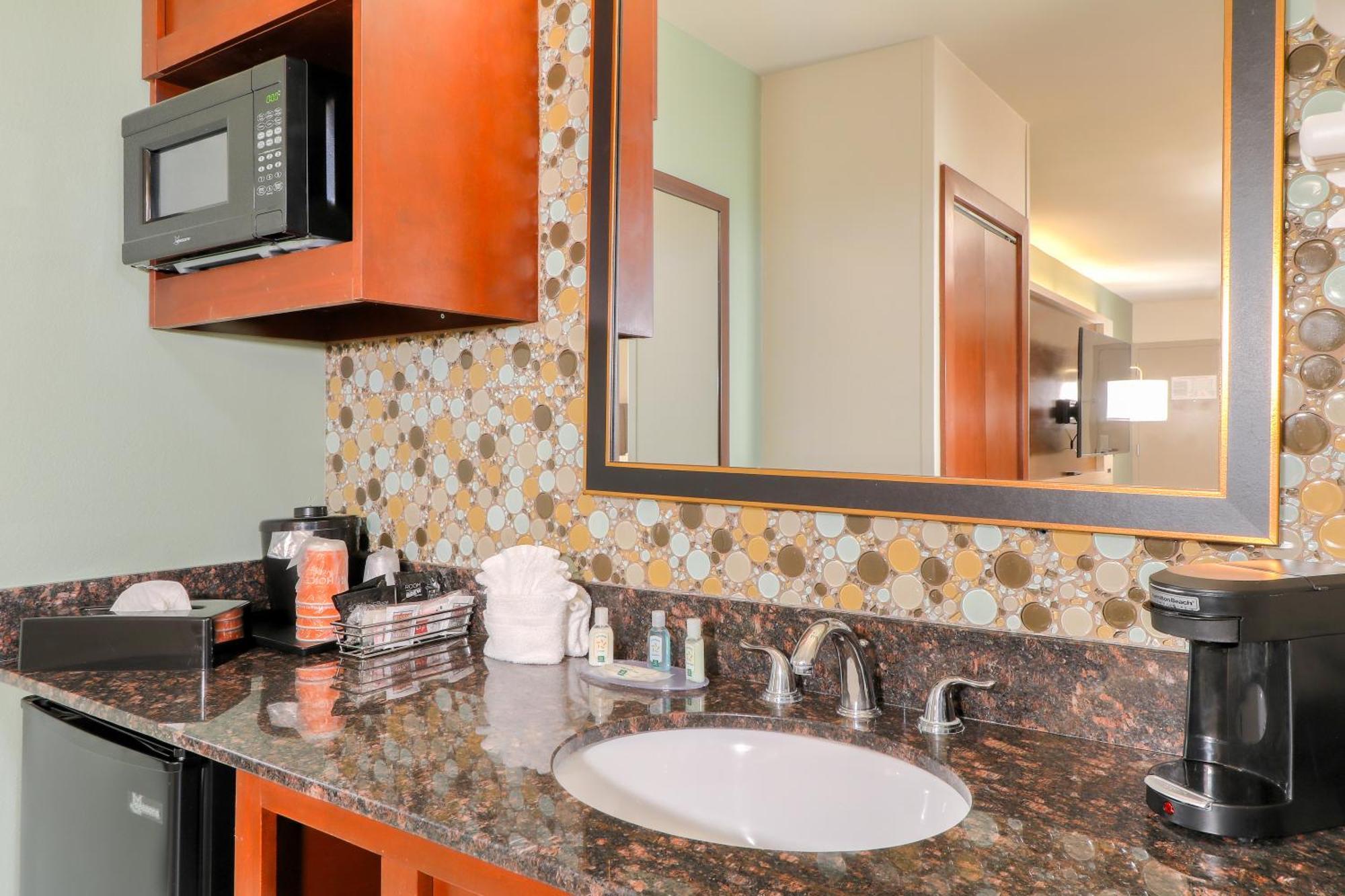 Quality Near The Island Mini-hôtel 3*